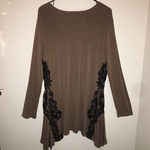 KAKTUS Long Lace & Pleat Tunic Sz M